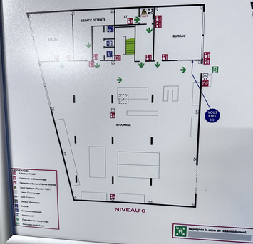 Vente Entrepôt / Local d'activités - Hyeres (83400)-photo-2