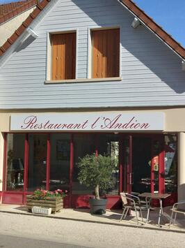 Vente de murs de boutique - Cunfin (10360)