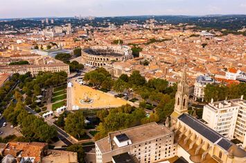 Vente de murs de boutique - Nimes (30000)