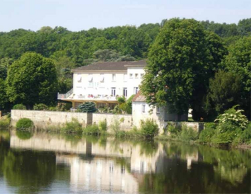 Vente - Hôtel - Restaurant - Gîte - Chocolaterie Chocolatier - Vienne (86)