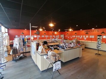 Location Local Commercial - Concarneau (29900)-photo-3