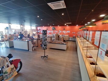 Location Local Commercial - Concarneau (29900)-photo-4