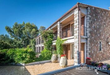 Vente - Hôtel - Restaurant - Porto-Vecchio (20137)-photo-2