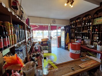 Vente de murs de boutique - Valras-Plage (34350)