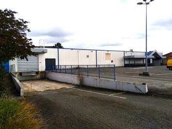 Location Local Commercial - Chaumont (52000)