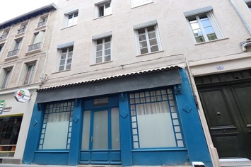 Vente de murs de boutique - Saint-Etienne (42000)