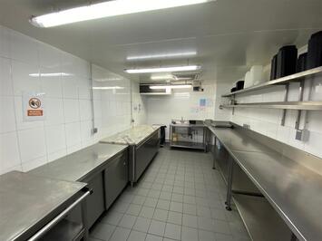 Location Local Commercial - Saint-Ouen (93400)-photo-3