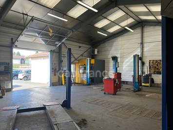 Vente - Carrosserie - Centre automobile - Garage - Mécanique - Saint-Martin-la-Sauveté (42260)