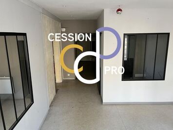 Location Local Commercial - Nimes (30000)-photo-2