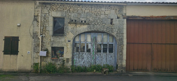 Vente Entrepôt / Local d'activités - Mosnac (17240)