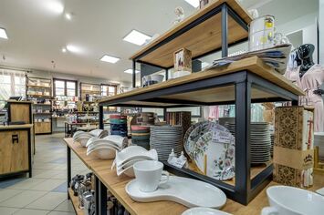 Vente - Ameublement - Arts de la table - Cadeaux souvenirs - Décoration - Droguerie quincaillerie - Linge de maison - Papeterie - Rhône (69)