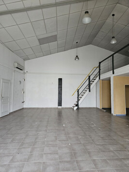 Vente de murs de boutique - Saintes (17100)