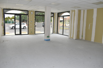 Vente de murs de boutique - Deux-Sèvres (79)