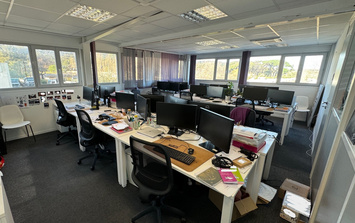 Location Bureau - Six-Fours-les-Plages (83140)-photo-3