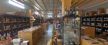 Vente - Cave à vins - Vins et spiritueux - Gard (30)-photo-2