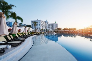 Vente - Bar - Hôtel - Restaurant - Service à la personne - Le golfe juan (06220)