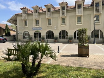 Vente - Résidence hôtelière - Eugénie-les-Bains (40320)-photo-1