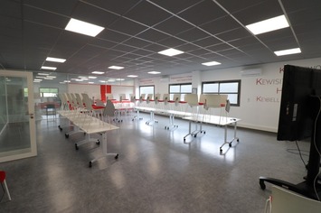 Location Bureau - Breuil-Magné (17870)-photo-4