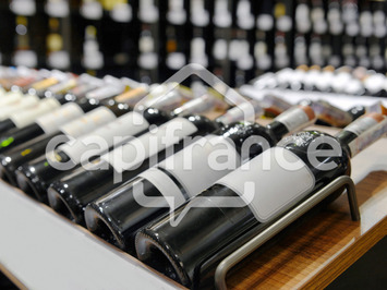 Vente - Cave à vins - Vins et spiritueux - Plomeur (29120)