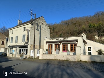 Vente de murs de boutique - Fontevraud-l'Abbaye (49590)