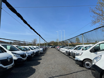 Vente - Carrosserie - Centre automobile - Garage - Mécanique - Roanne (42300)