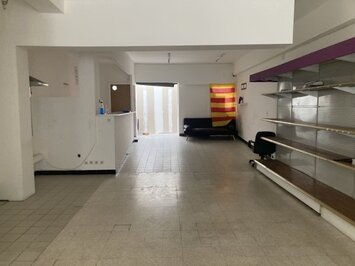 Vente de murs de boutique - Ceret (66400)
