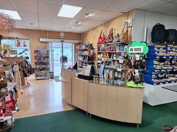 Vente - Chaussures - Maroquinerie - Indre-et-Loire (37)-photo-3