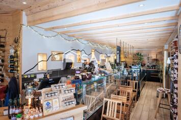 Vente de murs de boutique - Saint-Chaffrey (05330)-photo-3