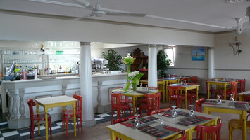 Vente - Bar - Restaurant - Café - Saint-Pierre-d'Oléron (17310)-photo-3