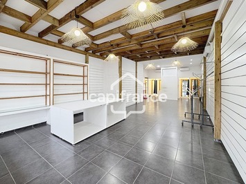 Location Local Commercial - Baie mahault (97122)