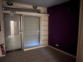 Vente de murs de boutique - Saintes (17100)-photo-2