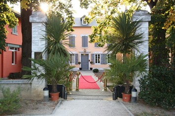 Vente de murs de boutique - Séméac (65600)