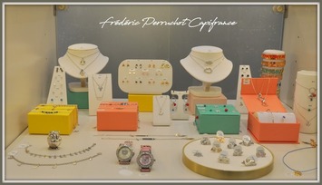 Vente - Bijouterie - Cadeaux souvenirs - Horlogerie - Clermont-Ferrand (63000)