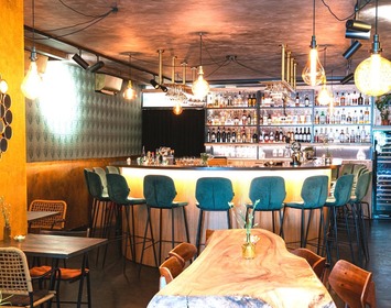 Vente - Bar - Cave à vins - Vins et spiritueux - Rhône (69)