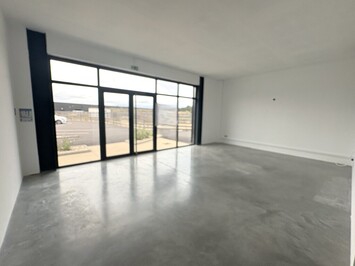 Location Local Commercial - Saint-Paul-Trois-Châteaux (26130)