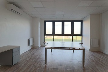 Location Bureau - Le Plessis-Belleville (60330)-photo-2