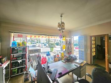 Vente de murs de boutique - Montréal (32250)-photo-3