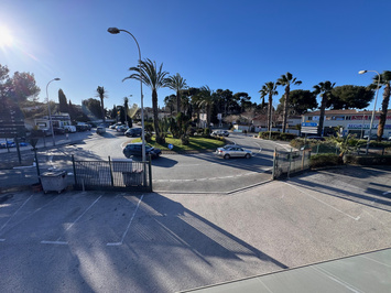 Location Entrepôt / Local d'activités - Sanary-sur-Mer (83110)-photo-2