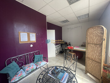 Vente de murs de boutique - Lorient (56100)-photo-2