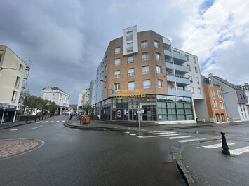 Vente de murs de boutique - Lanester (56600)