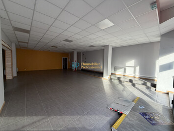 Vente de murs de boutique - Lorient (56100)-photo-2