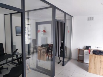 Location Local Commercial - Loire-Atlantique (44)-photo-3