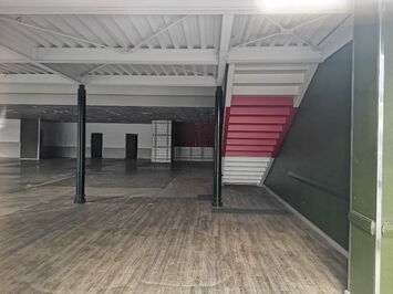 Location Local Commercial - Bourg-en-Bresse (01000)