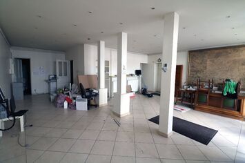 Location Local Commercial - Versailles (78000)-photo-2