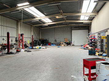 Location Local Commercial - Seine-et-Marne (77)-photo-2