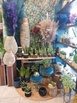 Vente - Décoration - Fleuriste - Jardinerie - Saint-Laurent-des-Arbres (30126)-photo-2