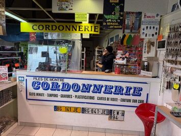 Vente - Cordonnerie - Manom (57100)-photo-2