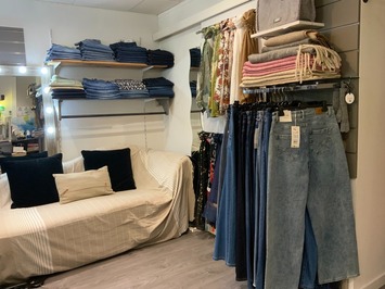 Vente - Habillement - Institut de beauté - Grasse (06130)-photo-3