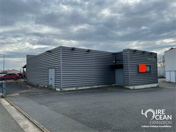 Vente de murs de boutique - Beaupréau (49600)-photo-4