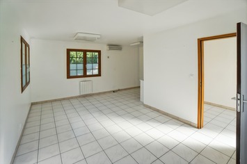 Vente de murs de boutique - Maine-et-Loire (49)-photo-4